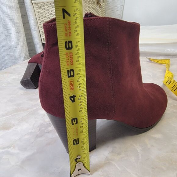 Old Navy Women's Size 8 Oxblood/Burgundy Block Heeled Ankle Boot - Picture 16 of 16